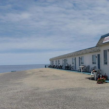 Motel Le Noroit L'Anse-au-Griffon Екстер'єр фото