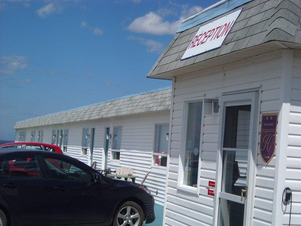 Motel Le Noroit L'Anse-au-Griffon Екстер'єр фото
