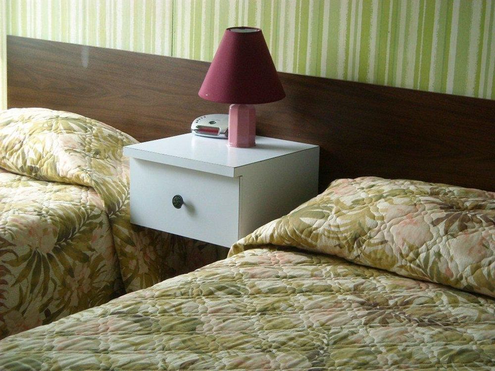 Motel Le Noroit L'Anse-au-Griffon Екстер'єр фото
