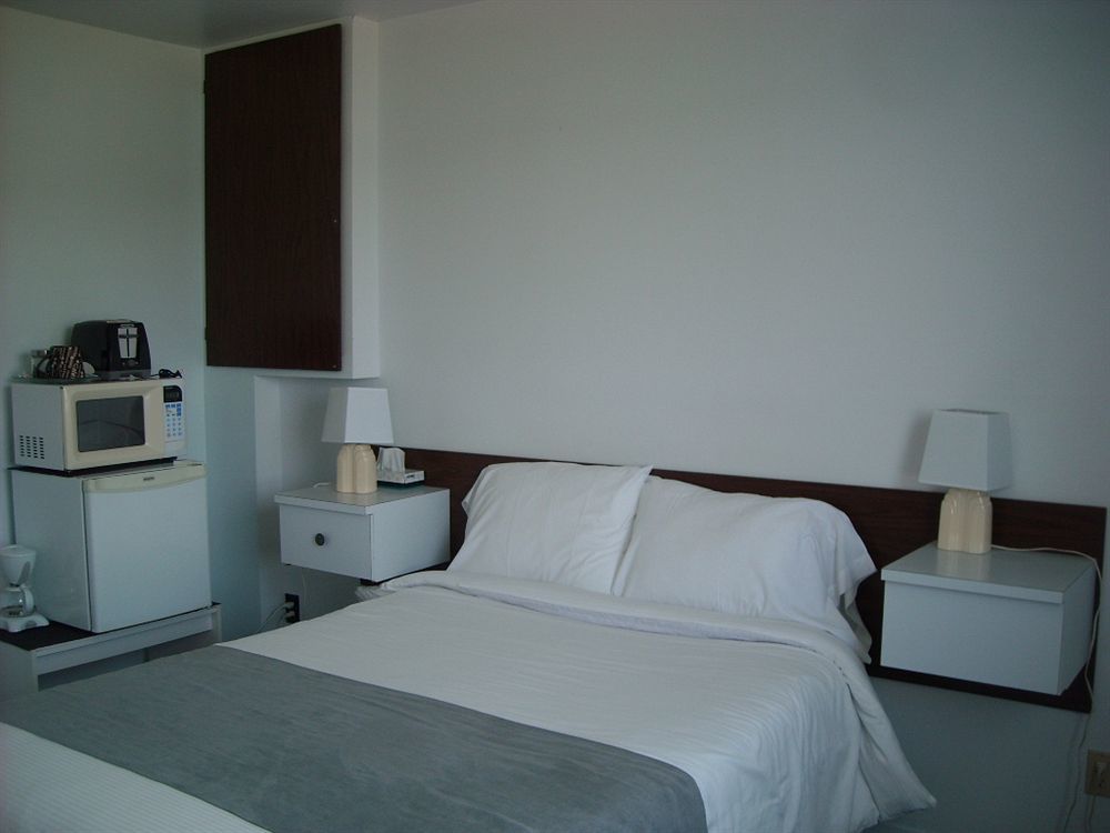 Motel Le Noroit L'Anse-au-Griffon Екстер'єр фото